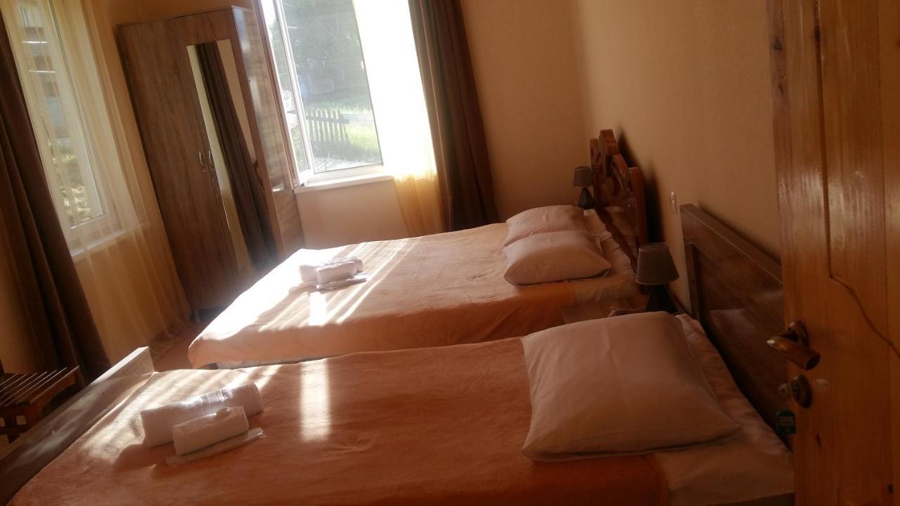 Guesthouse Guram Baba Местія Екстер'єр фото