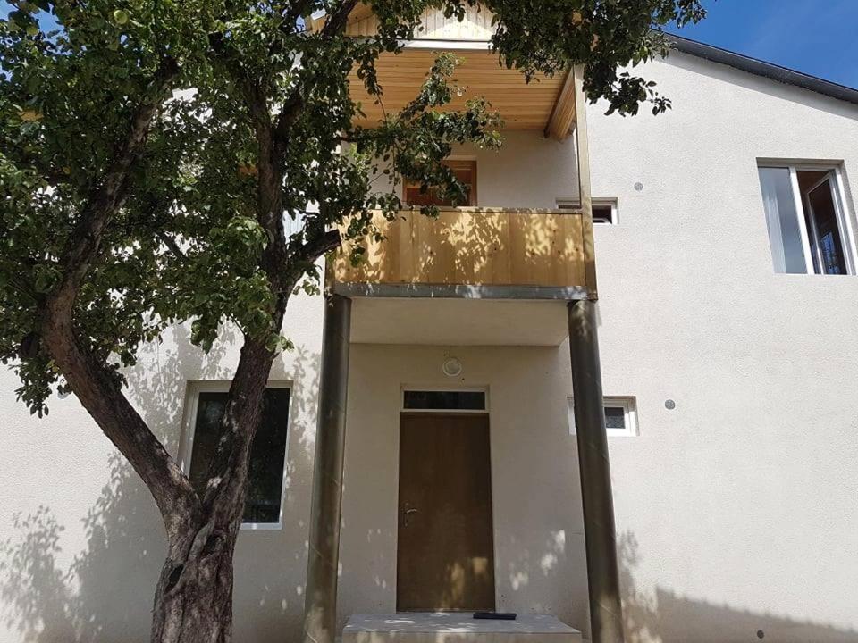 Guesthouse Guram Baba Местія Екстер'єр фото